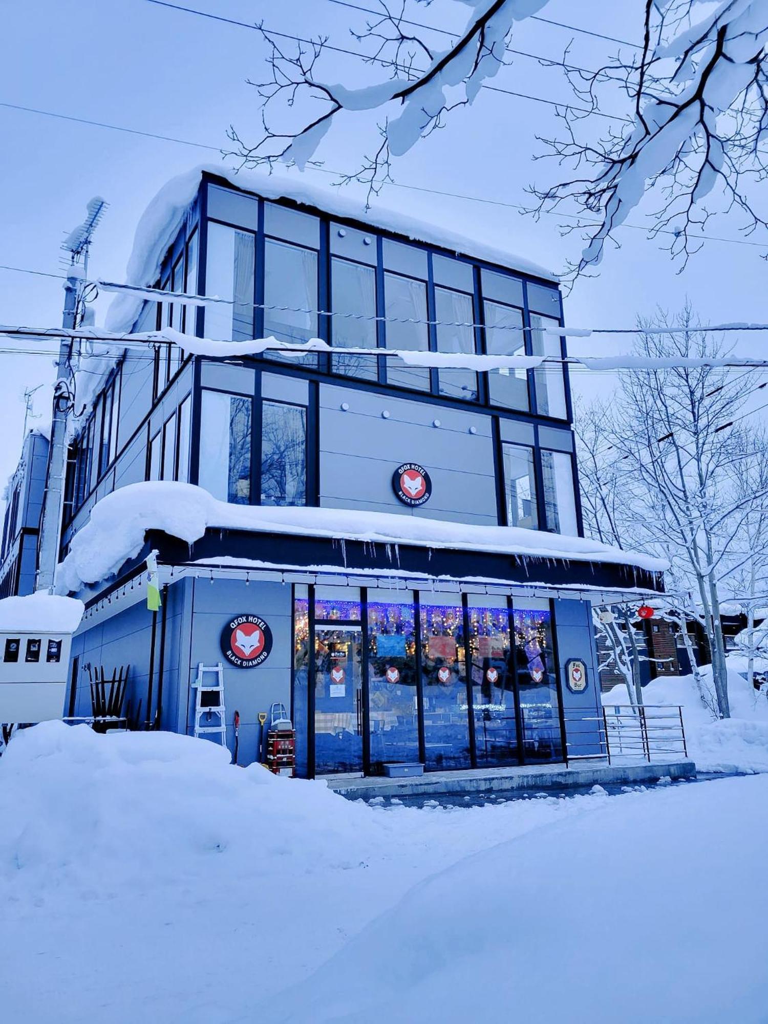 Q Fox Black Diamond Hotel كوتشان المظهر الخارجي الصورة